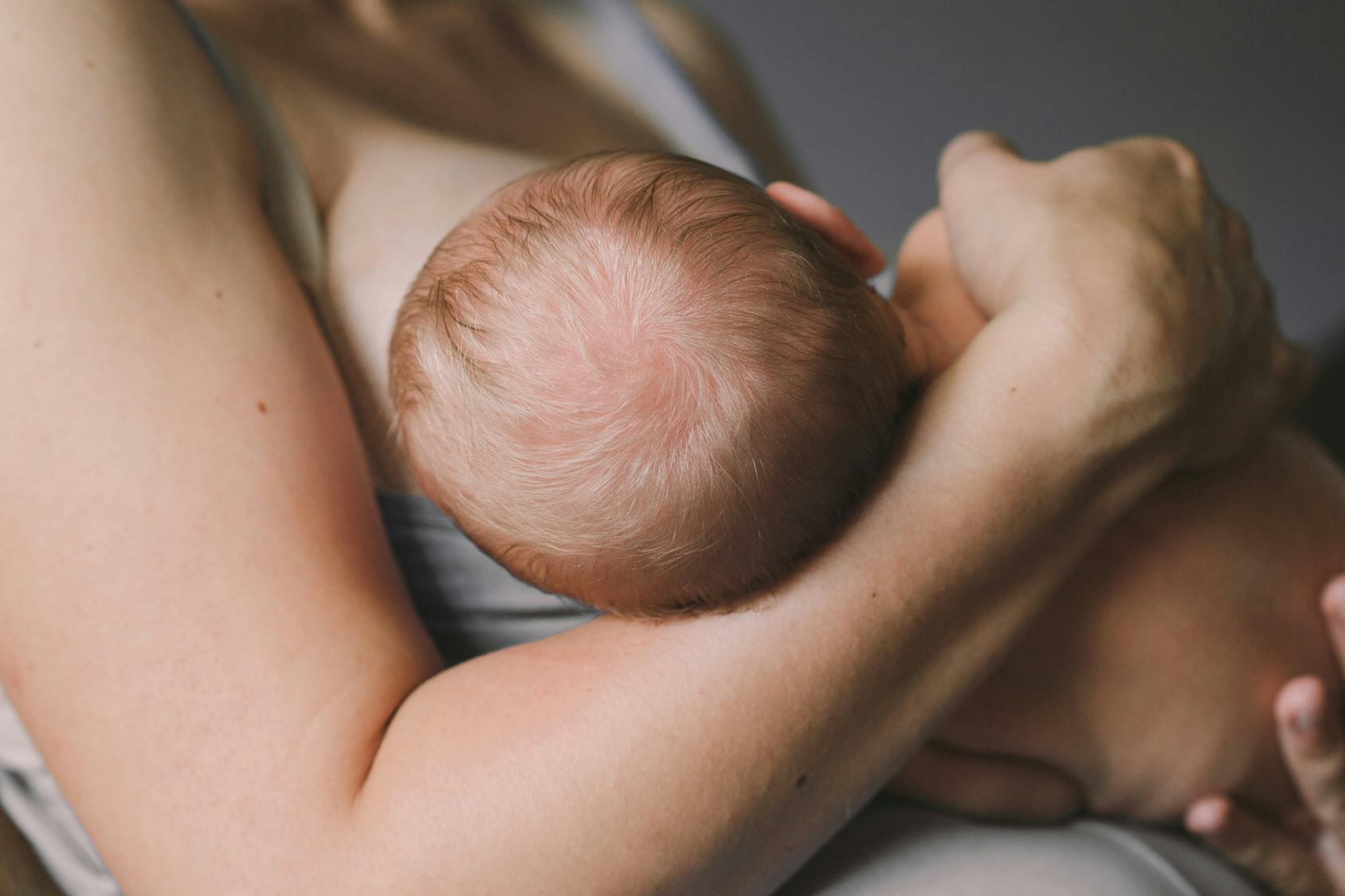 How to have sex while breastfeeding How to have sex while breastfeeding